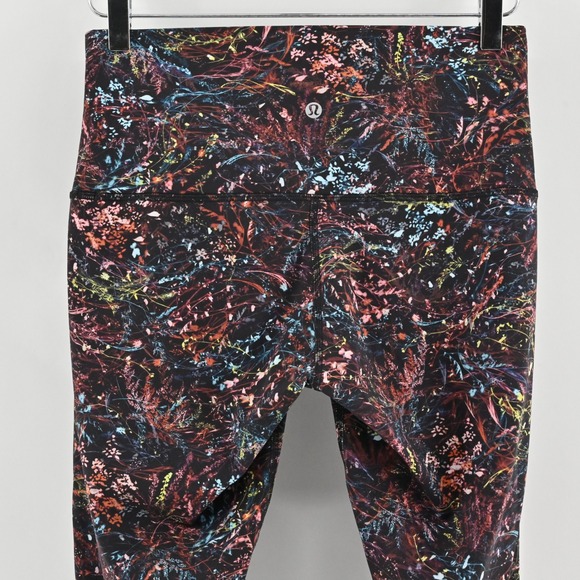 Lululemon Womens Wunder Under Crop Scallop Leggings Size 8 Foliage Overlay Multi - Picture 10 of 12